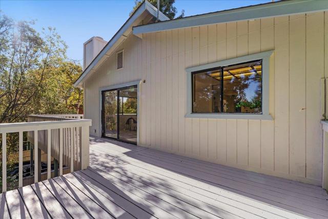 105 Sea Terrace Way, Aptos CA: https://media.crmls.org/mediaz/c7f88b6e-a173-4d20-8b38-2ec6bb7f7127.jpg