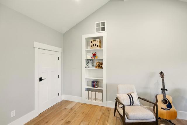 1549 Keesling Avenue, San Jose CA: https://media.crmls.org/mediaz/c7f8f64f-c5fc-4f19-ac31-56e432e29119.jpg