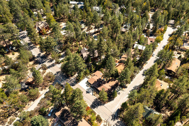 25580 Fir Street Street, Idyllwild CA: https://media.crmls.org/mediaz/c7fcd552-0425-448b-ab08-b39db2d46199.jpg