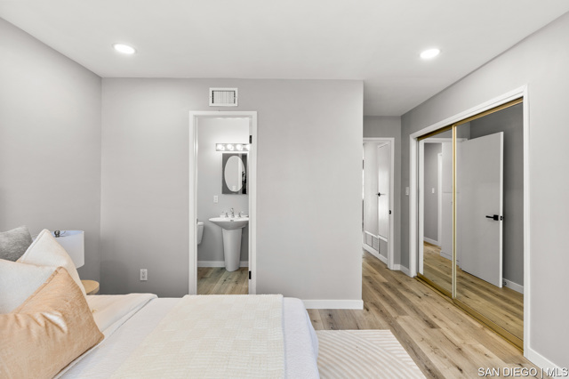 5799 Amarillo AVE, La Mesa CA: https://media.crmls.org/mediaz/c7fd3a0f-96a2-4d4c-8f0b-0155654c62a1.jpg