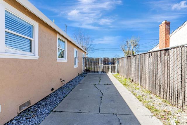 94 N King Road, San Jose CA: https://media.crmls.org/mediaz/c7fd4898-e776-4bd3-a9de-0577ed4efd58.jpg