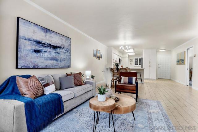 2600 Torrey Pines Rd, La Jolla CA: https://media.crmls.org/mediaz/c7fd7152-9f99-4b51-8d77-510865b9c7fc.jpg