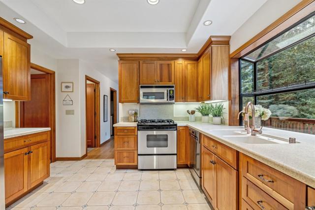 489 Northridge Drive, Scotts Valley CA: https://media.crmls.org/mediaz/c7fdef6f-560d-4988-8faa-35ff53faa0fa.jpg