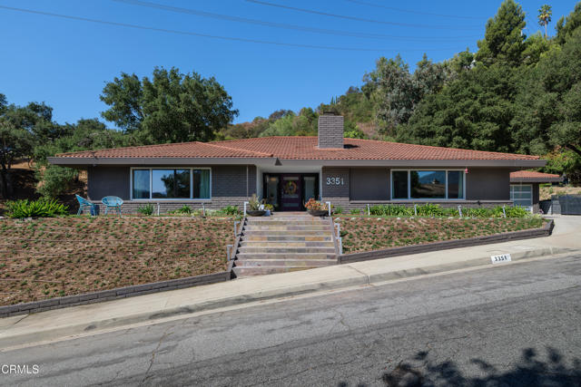 3351 Country Club Drive, Glendale CA: https://media.crmls.org/mediaz/c7fee6d0-3221-4301-8099-266e124882b1.jpg