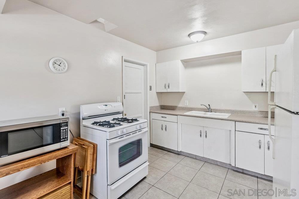6343 Jeff St - photo 16