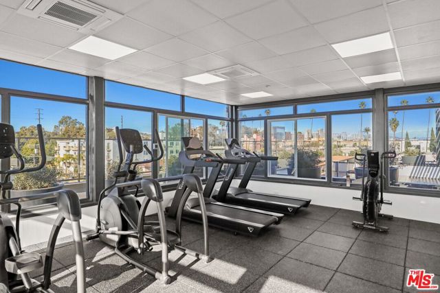 1539 Purdue, Los Angeles CA: https://media.crmls.org/mediaz/c7ff33ea-a3e1-47ee-bb8d-9ab24ac609eb.jpg