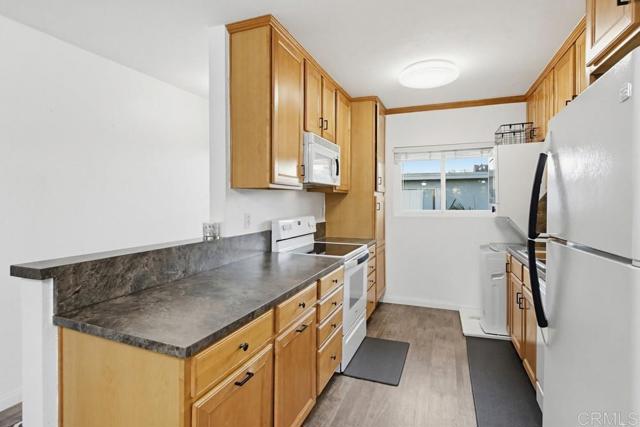 Detail Gallery Image 18 of 55 For 8220 Vincetta Dr #44,  La Mesa,  CA 91942 - 2 Beds | 2 Baths