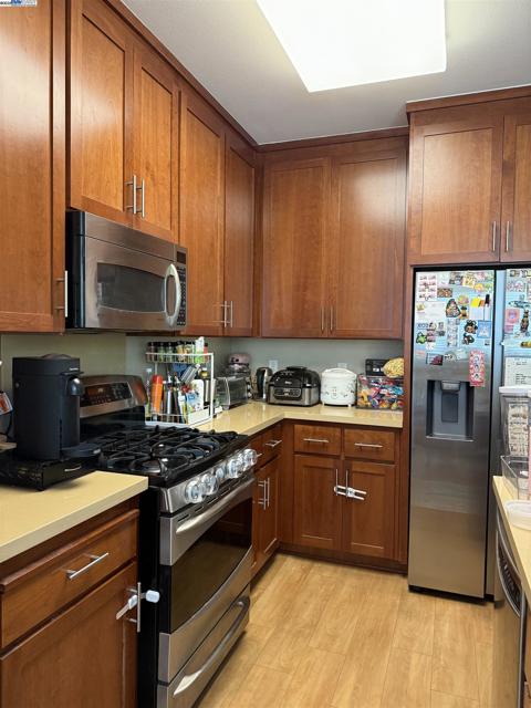 30927 Union City Blvd., Union City CA: https://media.crmls.org/mediaz/c800e669-9ac6-4dcd-8bd6-459082374d0c.jpg