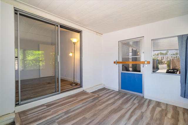 14 International Boulevard, Rancho Mirage CA: https://media.crmls.org/mediaz/c802533c-6875-4489-837e-f9e6b048f753.jpg