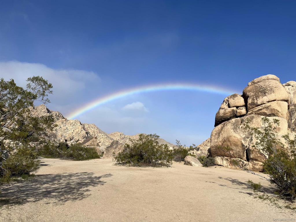 MLS #250041276SD image #14