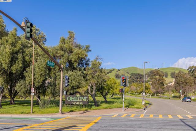 42001 Via San Gabriel, Fremont CA: https://media.crmls.org/mediaz/c8037ce6-611d-4d92-aa82-fa80207178e4.jpg