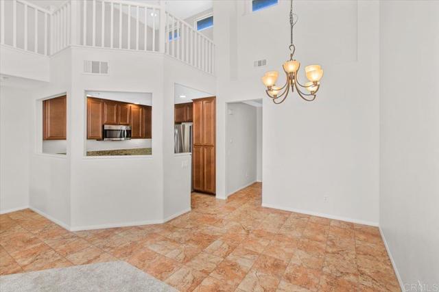 Detail Gallery Image 4 of 25 For 16903 New Rochelle Way, San Diego,  CA 92127 - 2 Beds | 2/1 Baths