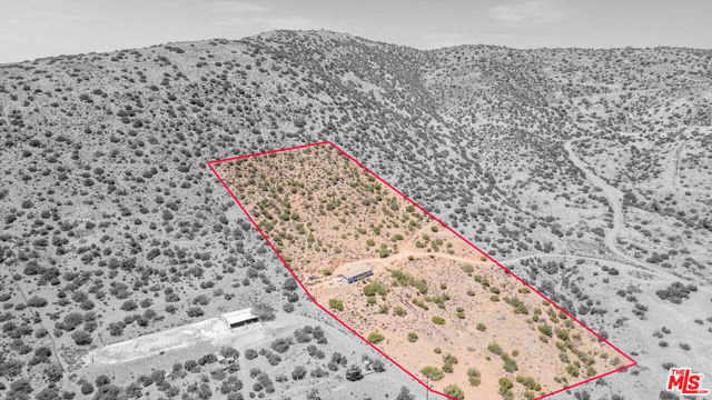 1794 Rebel Road, Acton CA: https://media.crmls.org/mediaz/c804975c-6d4f-4665-a739-3e0116bf0c74.jpg