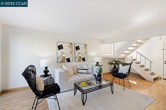 50 Mozden Ln, Pleasant Hill CA: https://media.crmls.org/mediaz/c80542b2-2811-4f4a-ac69-a1b687f9fb9b.jpg
