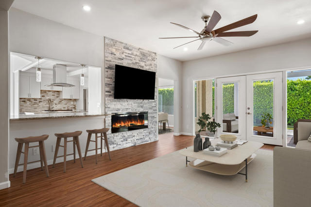 48211 Vista De Nopal, La Quinta CA: https://media.crmls.org/mediaz/c8063f32-7c5d-48ec-b5ca-b5437be09750.jpg