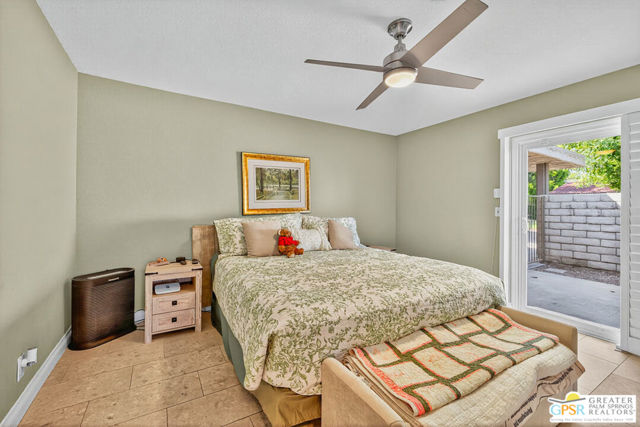 48910 Eisenhower Drive, Indio CA: https://media.crmls.org/mediaz/c806a68d-3bb2-4bff-8581-f8c9ec091639.jpg