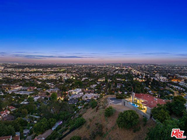 7805 Granito Drive, Los Angeles, California 90046, 3 Bedrooms Bedrooms, ,4 BathroomsBathrooms,Single Family Residence,For Sale,Granito,24406903