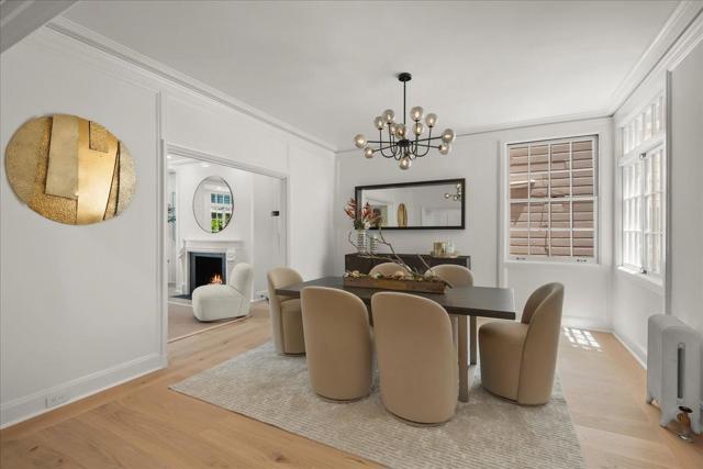 2865 Jackson Street, San Francisco CA: https://media.crmls.org/mediaz/c8074f34-f553-4717-bc0b-750e793dbcae.jpg