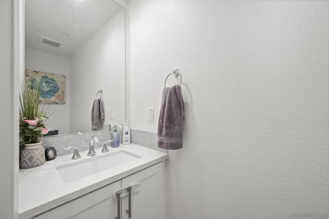 1235 Via Lucero, Oceanside CA: https://media.crmls.org/mediaz/c808c5e9-17c3-4db4-906b-0c65c3fdb99a.jpg