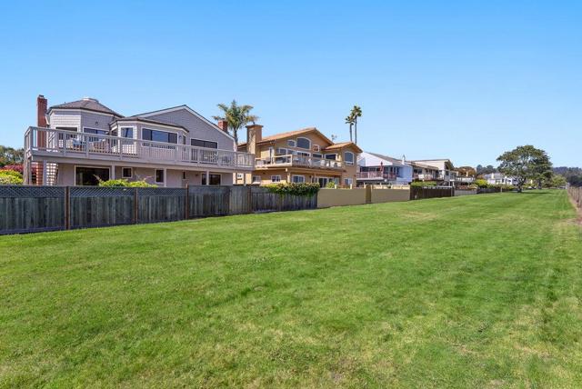 126 Via Novella, Aptos CA: https://media.crmls.org/mediaz/c808db5c-dcfb-4cde-a74d-2ef3d54eeee4.jpg