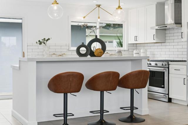 439 Yellowstone Drive, South San Francisco CA: https://media.crmls.org/mediaz/c8092c12-cbd6-43f8-8d46-3f728f72fbb0.jpg