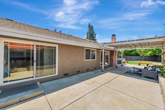 589 Haley Court, San Jose CA: https://media.crmls.org/mediaz/c809676e-366f-4acc-9aaa-eabfbcee575f.jpg
