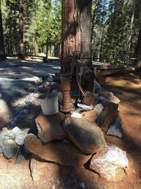 5051 Arctic Lane, Somerset CA: https://media.crmls.org/mediaz/c80bac7b-5743-4375-8f17-79ee32e720ef.jpg