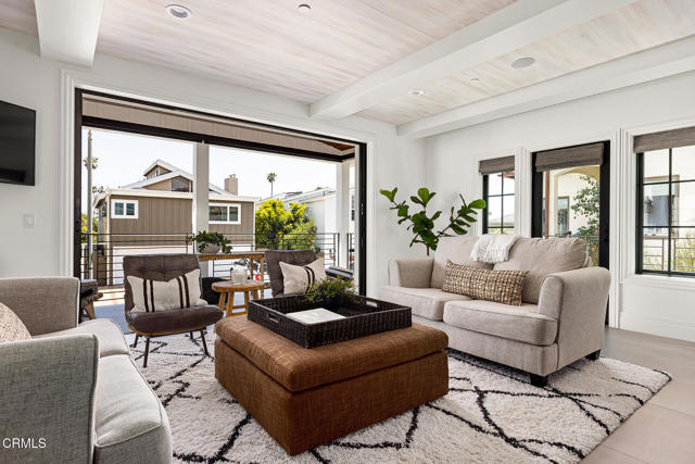 Detail Gallery Image 5 of 41 For 1173 Norwich Ln, Ventura,  CA 93001 - 4 Beds | 4/1 Baths