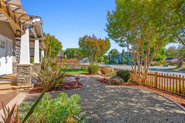 2200 Dolphin Drive, Aptos CA: https://media.crmls.org/mediaz/c80d5b73-2867-4ced-abc8-65916f72f272.jpg