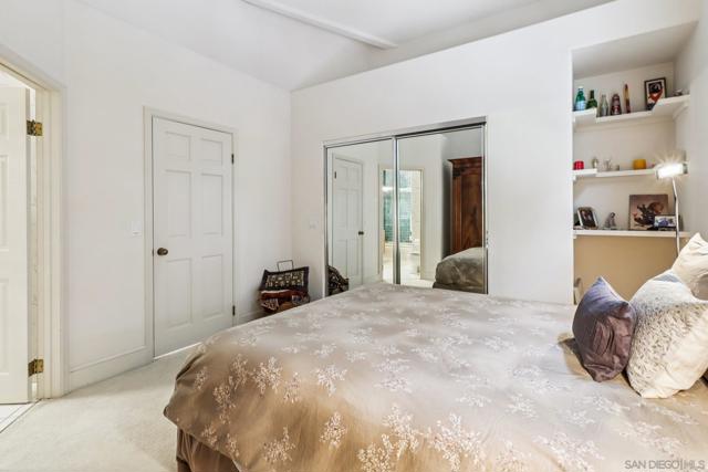 1295 W Redwood St, San Diego CA: https://media.crmls.org/mediaz/c80e32e7-b4be-46dc-955b-34c07a867858.jpg
