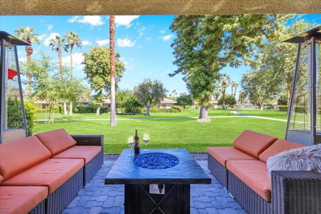 2232 Oakcrest Drive, Palm Springs, CA 92264