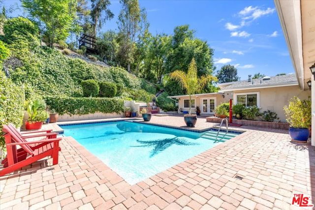 23264 Calvert Street, Woodland Hills CA: https://media.crmls.org/mediaz/c80f1a8b-6902-4103-aecc-2471a59976ce.jpg