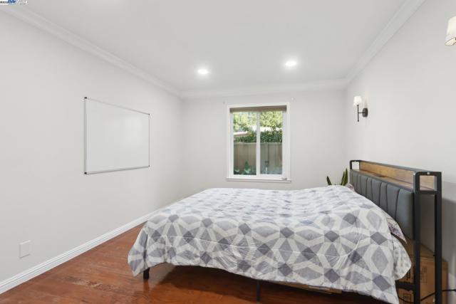 Image 9 of 25 For 38455 Bronson St  128