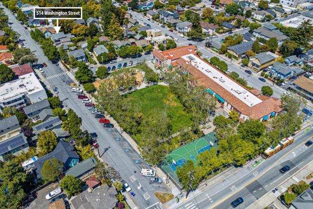 514 Washington Street, Santa Cruz CA: https://media.crmls.org/mediaz/c80f7ea3-0cdd-4c88-8cfb-30d45459a464.jpg