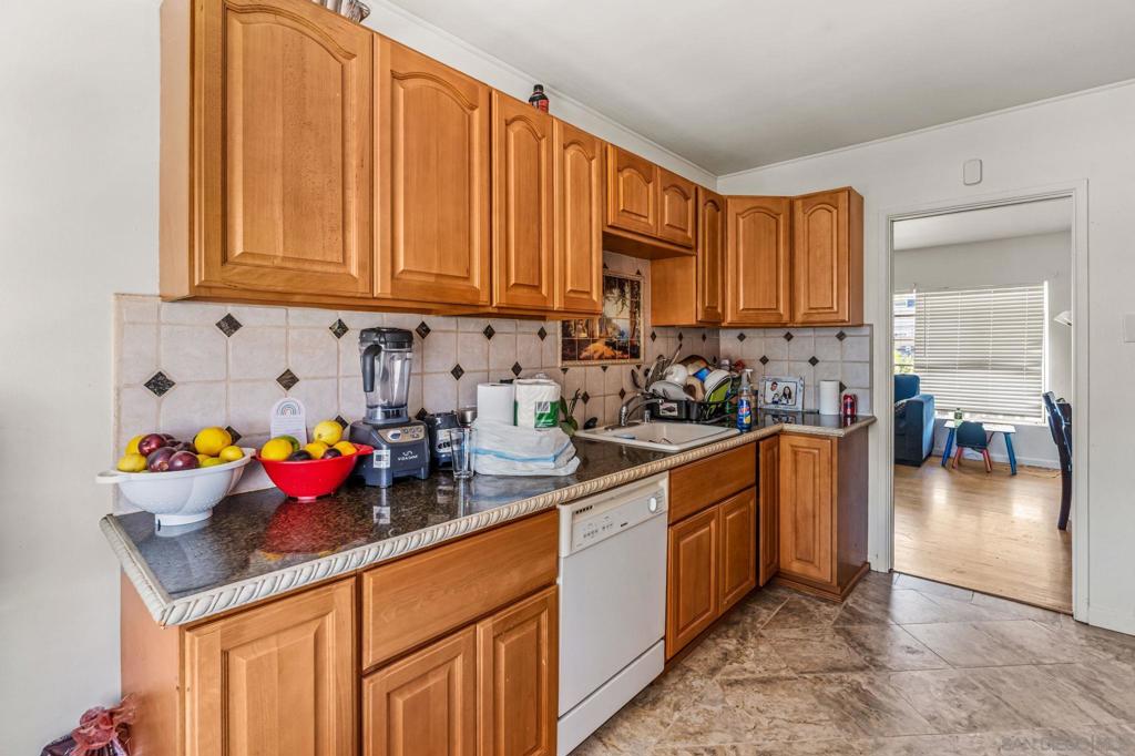 228 15th Ave - photo 16