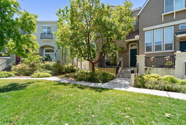 4048 Fitzpatrick Way, Santa Clara CA: https://media.crmls.org/mediaz/c8100755-b36c-4060-9c1e-16f34edbefbd.jpg