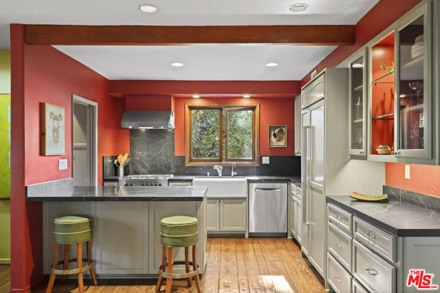 809 Basin Drive, Topanga CA: https://media.crmls.org/mediaz/c810494b-551a-4f90-9563-7d87a94597f1.jpg