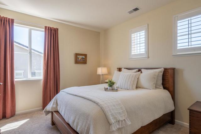 5043 Sunset Vista Drive, Seaside CA: https://media.crmls.org/mediaz/c810d15f-752a-4f18-9dc4-10722ff36103.jpg