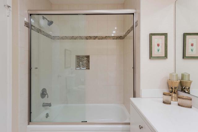 Image 23 of 39 For 279 San Remo Street