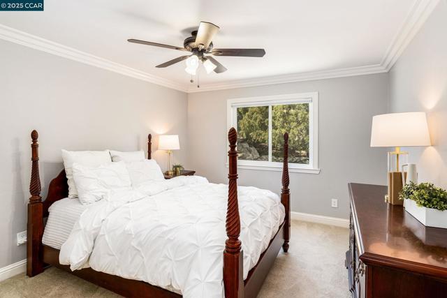 4040 Westminster Pl, Danville CA: https://media.crmls.org/mediaz/c810e466-b951-4708-9886-457753394500.jpg
