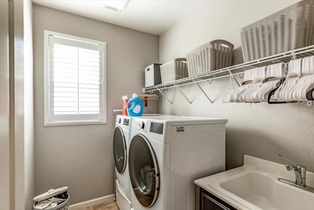 Image 13 of 31 For 1251 Rio Grande Way