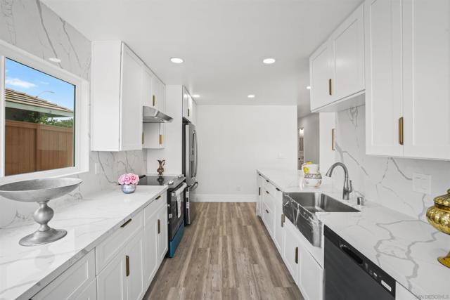 12645 Pacato Circle S, San Diego CA: https://media.crmls.org/mediaz/c8125a0a-f3aa-46c5-9027-0e99831a7212.jpg