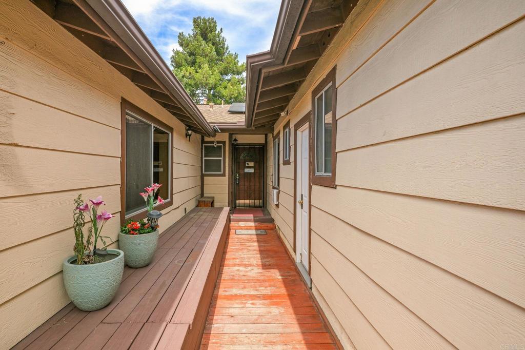 4674 Mount Laudo Drive - photo 4