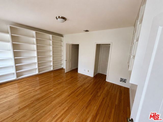 236 South Spalding Drive, 1/2 photo 20