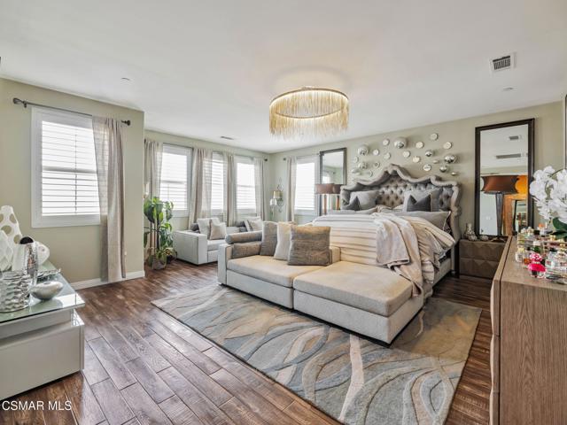 27636 Camellia Drive, Saugus CA: https://media.crmls.org/mediaz/c814bacb-8ef4-44c4-8157-a13ece184c14.jpg