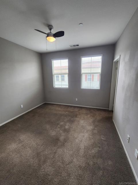 5059 Juneberry Ct, San Diego CA: https://media.crmls.org/mediaz/c8166362-def7-4b99-b7d5-265525fea7f3.jpg
