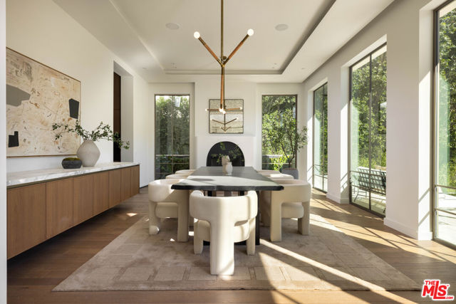 Image 9 of 26 For 1395 Doheny Drive