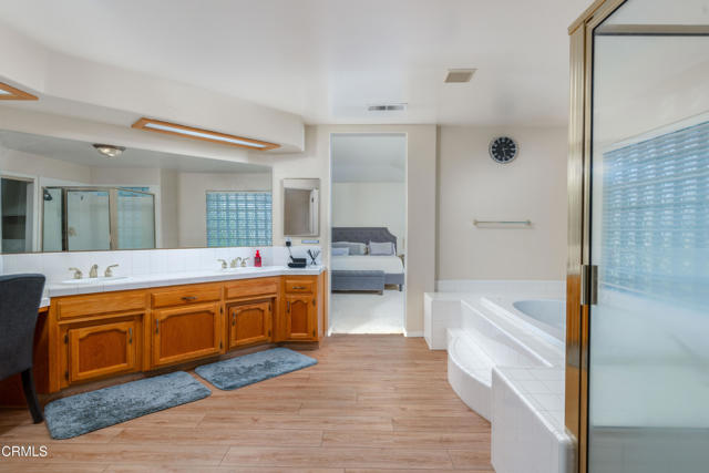 Detail Gallery Image 28 of 42 For 10906 Rosslyn Ln, Bakersfield,  CA 93311 - 4 Beds | 3 Baths