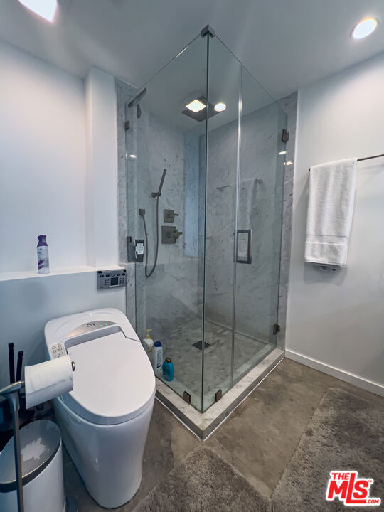 2160 Century Park East, Los Angeles CA: https://media.crmls.org/mediaz/c8187cf5-1d00-4cf6-b0cc-d2974cd1f5e9.jpg