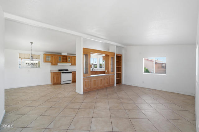 Detail Gallery Image 6 of 16 For 1645 Lime Ave #91,  Oxnard,  CA 93033 - 3 Beds | 2 Baths